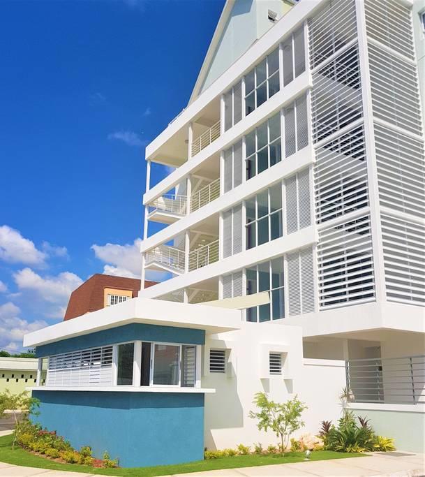The Brompton'S Luxury Apartment Kingston Extérieur photo