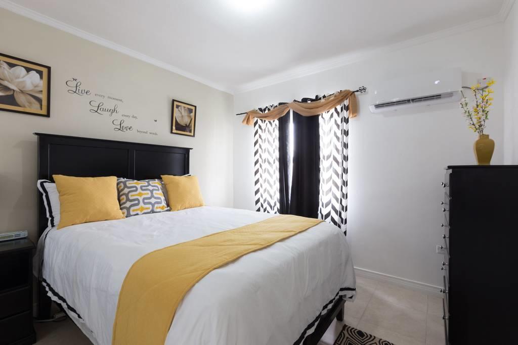 The Brompton'S Luxury Apartment Kingston Extérieur photo