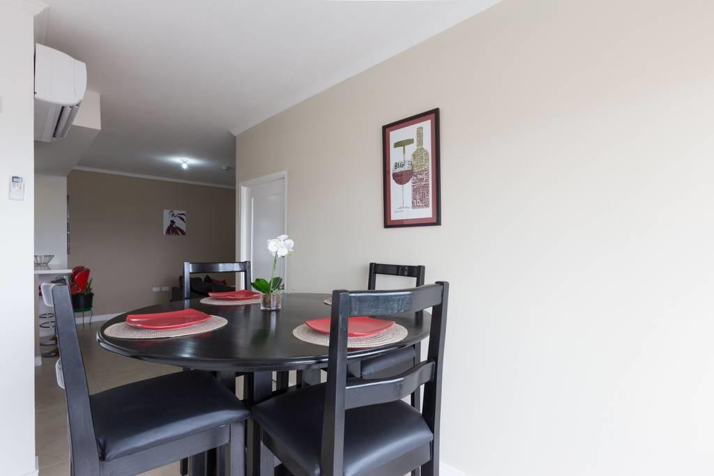 The Brompton'S Luxury Apartment Kingston Extérieur photo